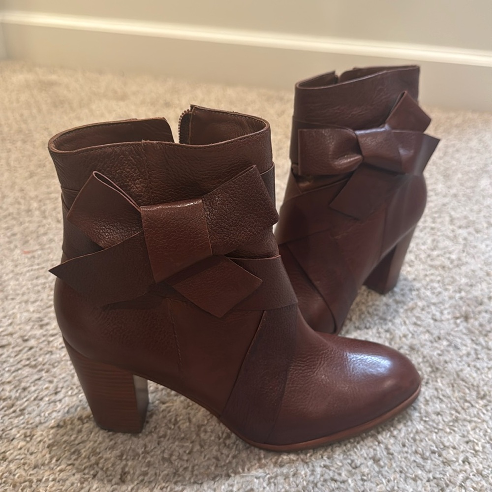 Kate Spade bow booties